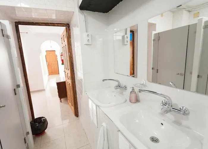 Hostel Onefam Catedral Sevilla