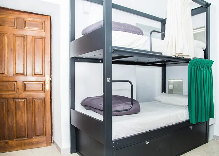 Hostel Onefam Catedral Sevilla